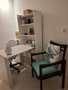 Espaço (atendimento, luz quente)